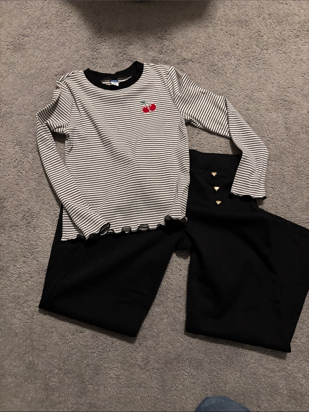 Old Navy girls size Large outfit bundle!